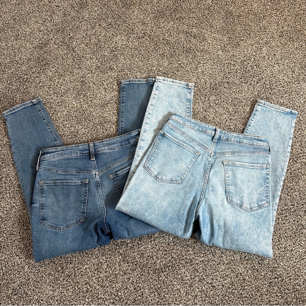 Set Of 2 Old Navy O.G. Straight High Rise Jeans Secret Smooth Pockets Size 6 - Picture 8 of 8